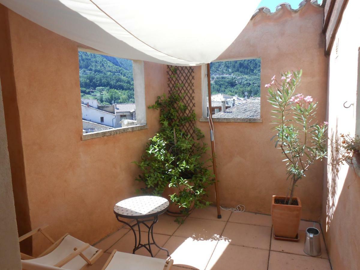 La Maison Derriere La Fontaine Buis-les-Baronnies Kültér fotó