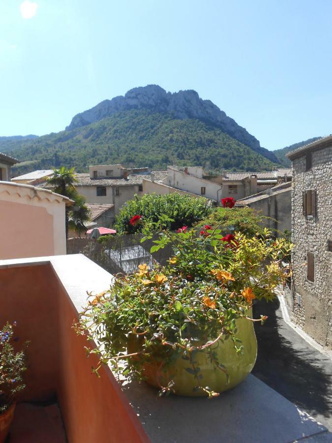 La Maison Derriere La Fontaine Buis-les-Baronnies Kültér fotó