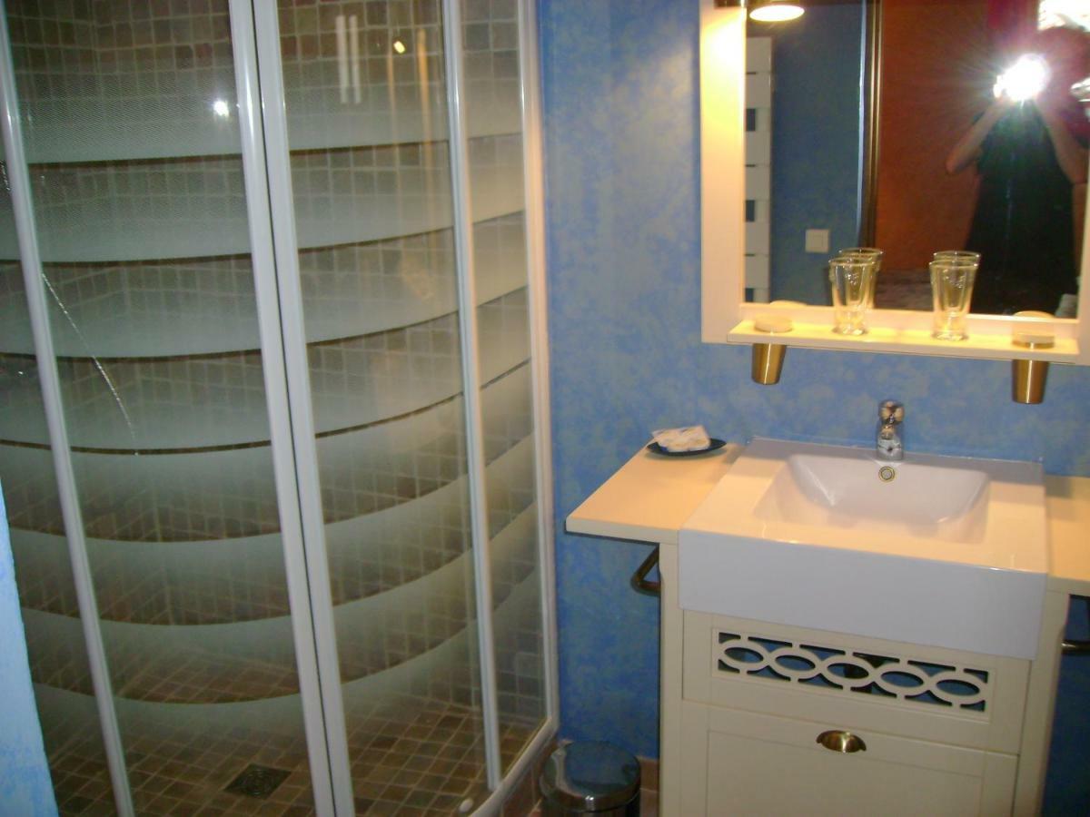 La Maison Derriere La Fontaine Buis-les-Baronnies Kültér fotó